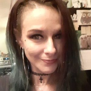 Meet your Posher, Mandy